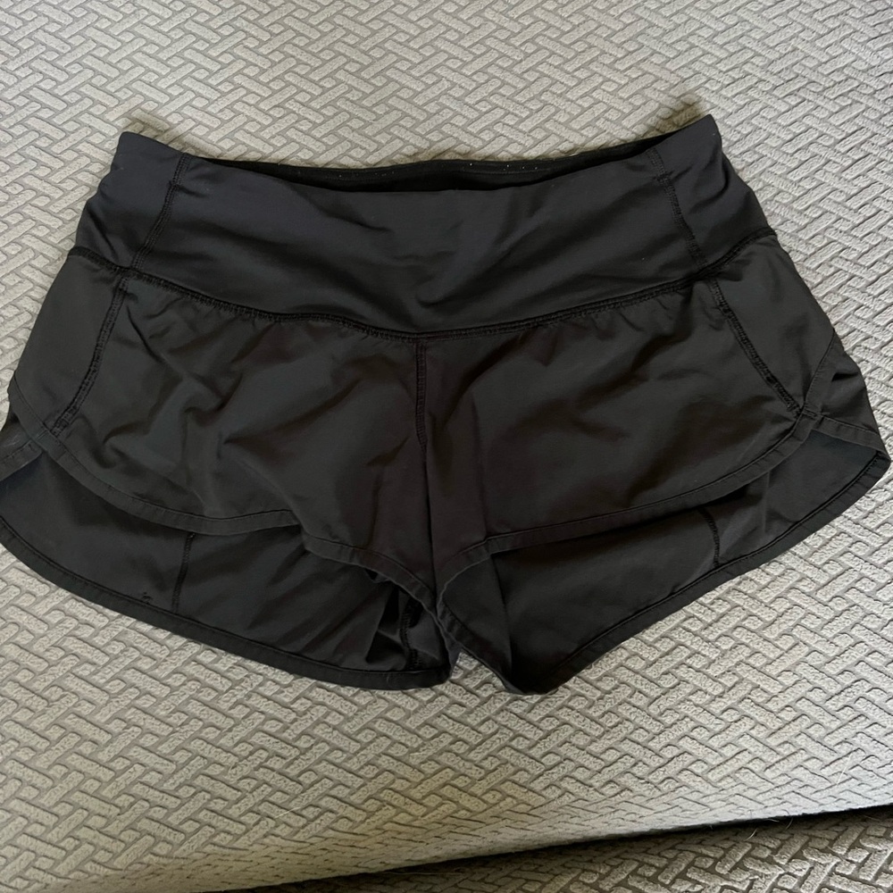 Lululemon Speed Up Shorts 2.5